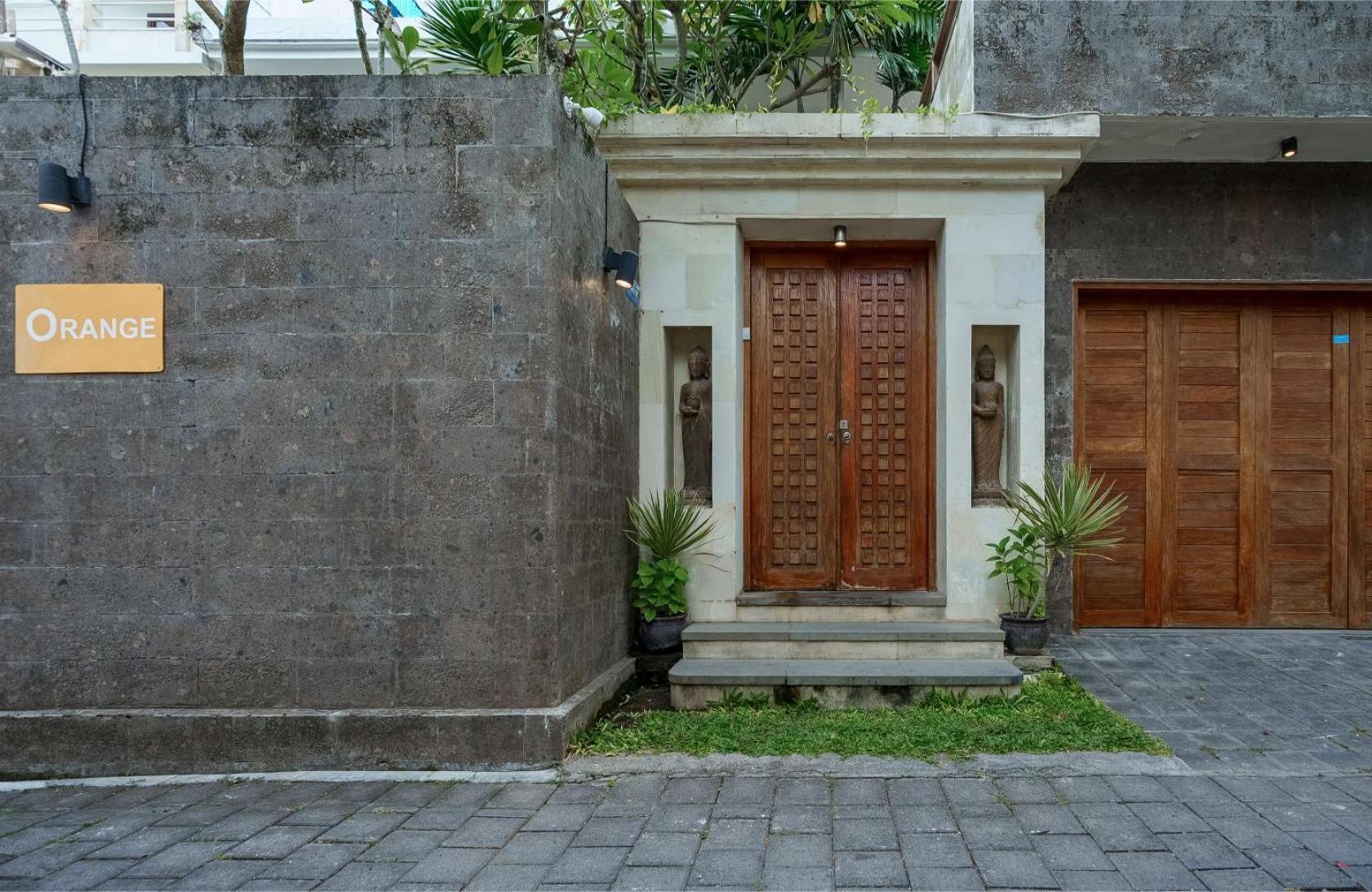 Villa Orange Seminyak by Best Deals Asia Hospitality Bagian luar foto